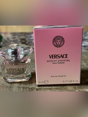 Versace Bright Crystal Eau de Toilette Dabber 5ml
